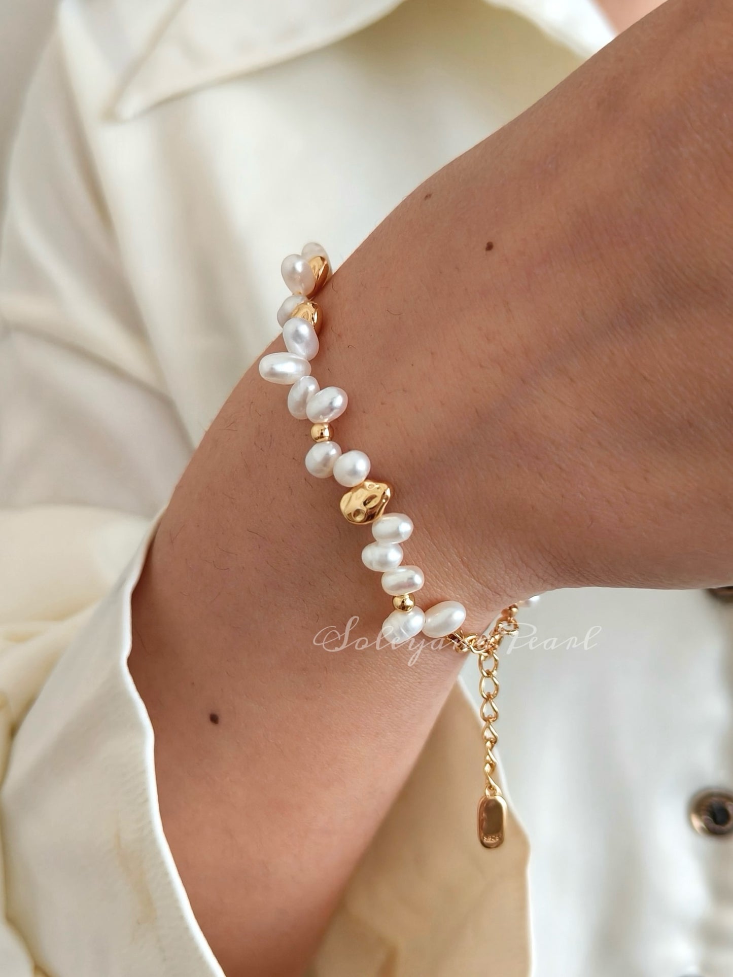 Organic Pearl Bracelet