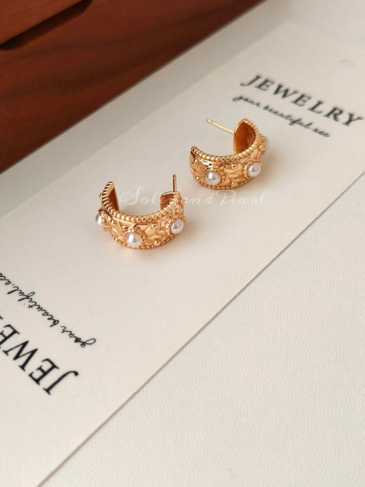 Golden Halo Pearl Hoops